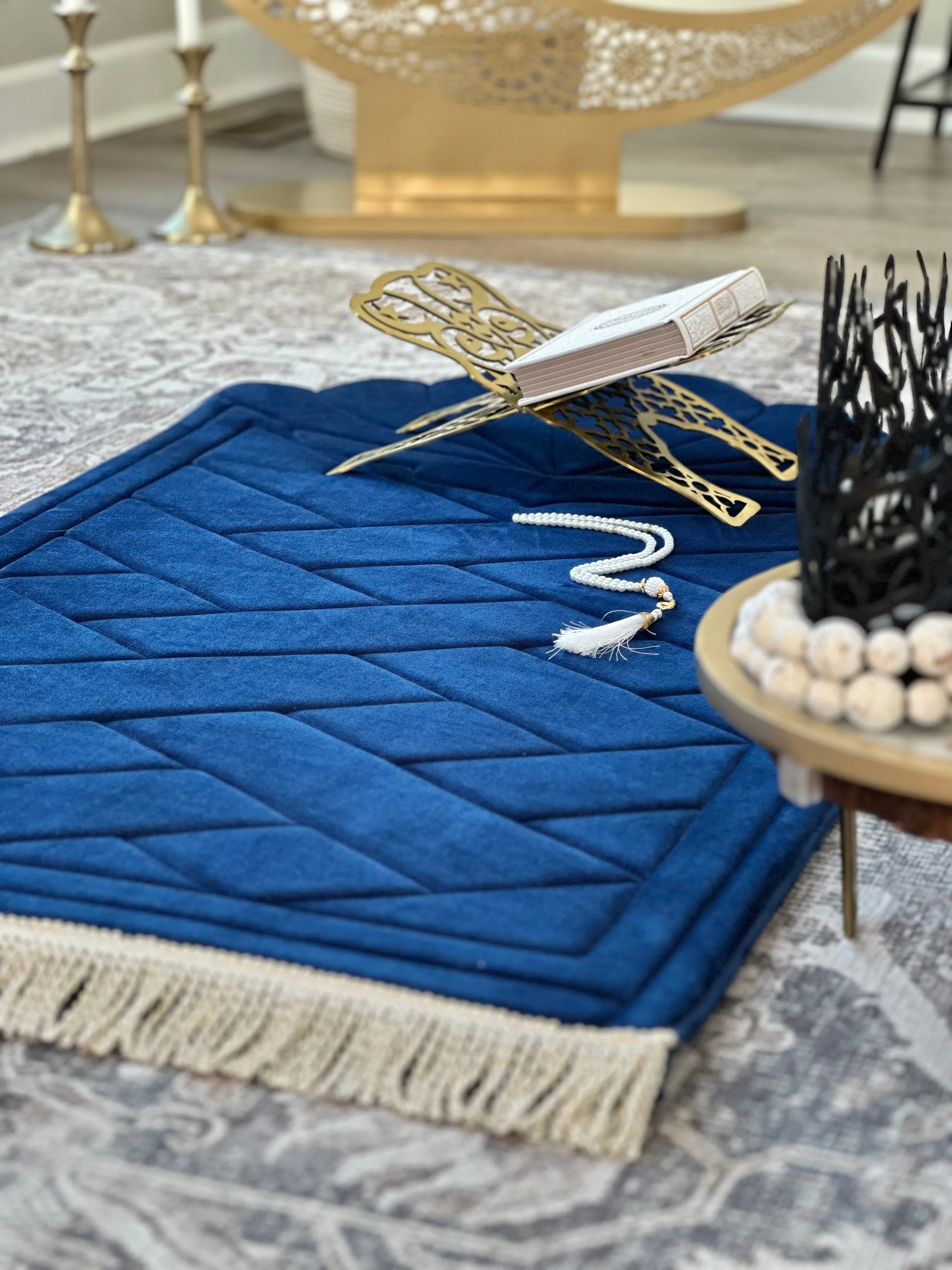 Large Sea shell Anti-Slip Luxury Prayer Mat with Tote Bag