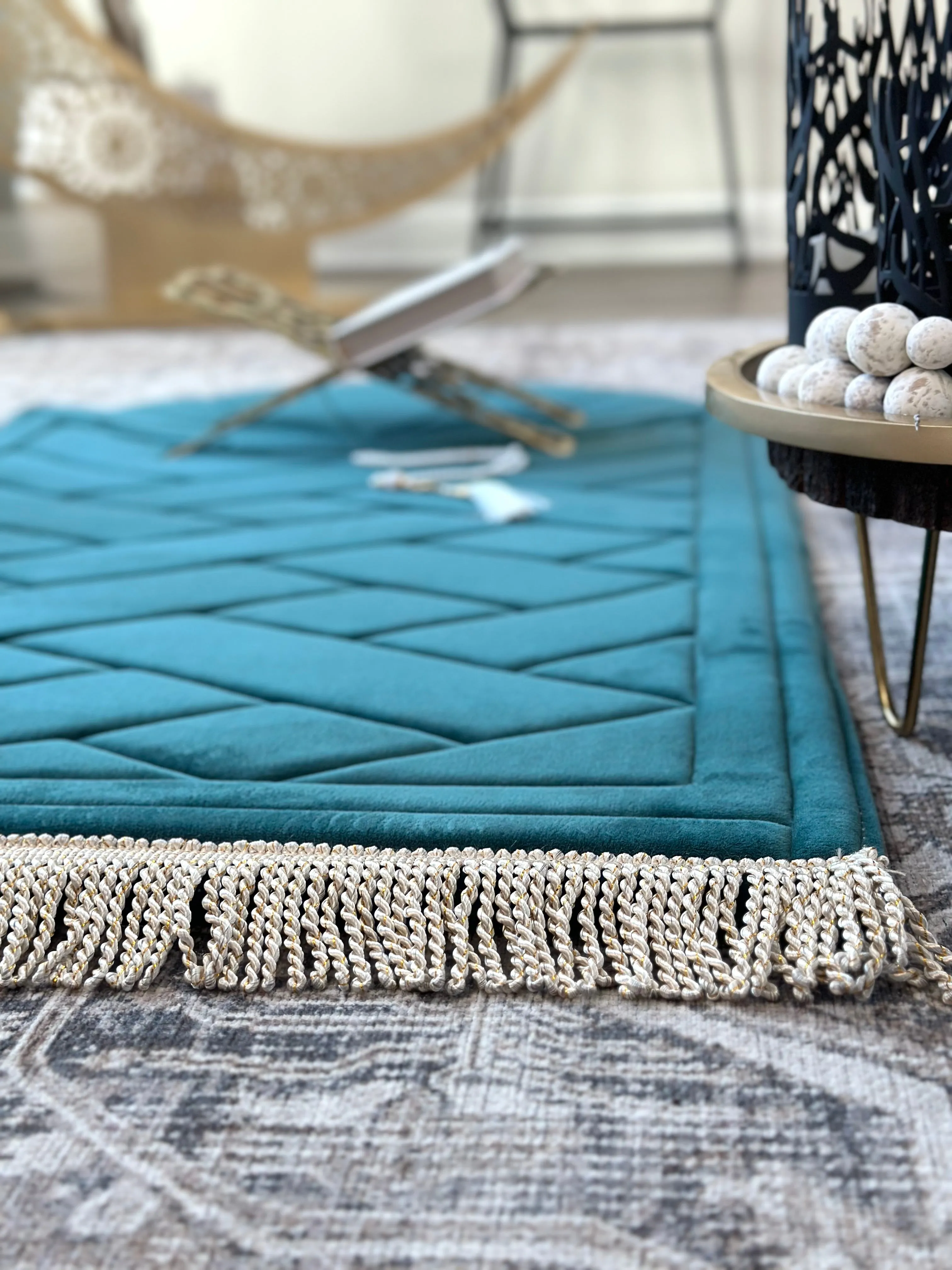 Large Sea shell Anti-Slip Luxury Prayer Mat with Tote Bag